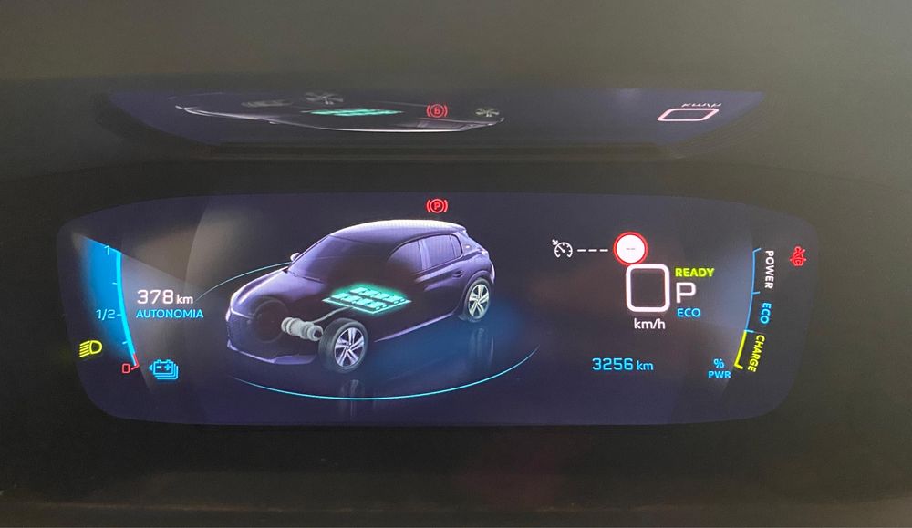 Peugeot e-208 Apenas 3.250 klm Allure (IVA DEDUTIVEL)