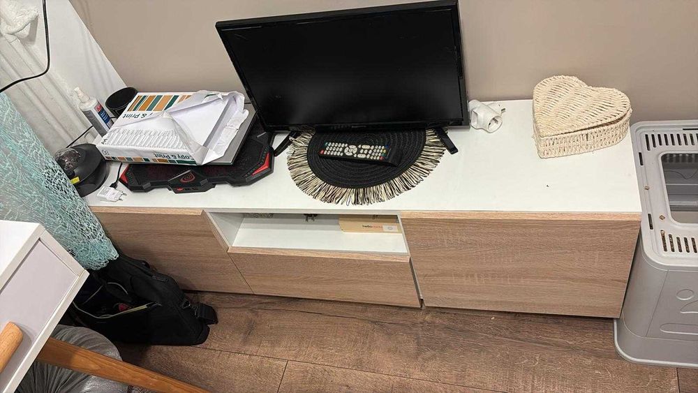 Szafka RTV pod telewizor