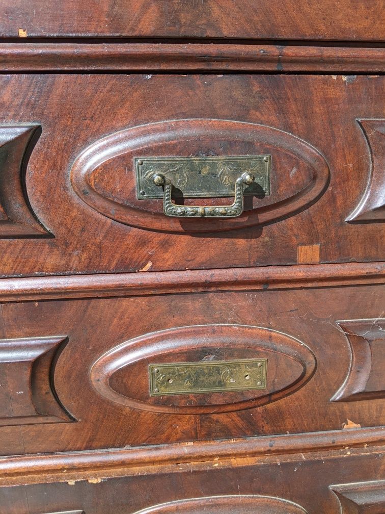 Cómoda com pedra Séc. XX (para restauro)