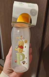 Butelka plastikowa z Kubusiem Puchatkiem Disney