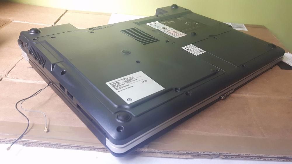 Obudowa do laptopa FUJITSU SIEMENS AMILO PRO V3515