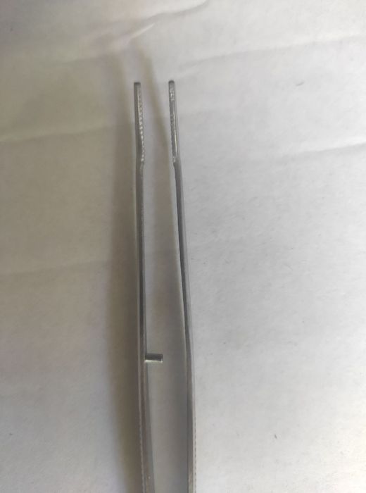 Пінцет  вигнутий