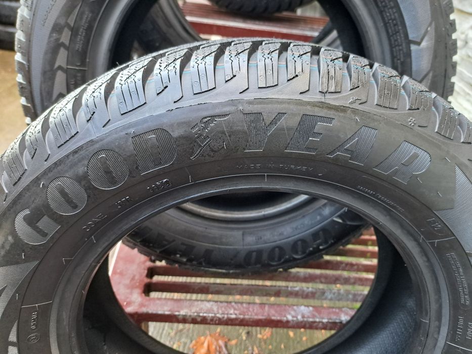 4 Opony Nowe zimowe 195/65 R15 Goodyear Montaż i wyważenie Gratis!