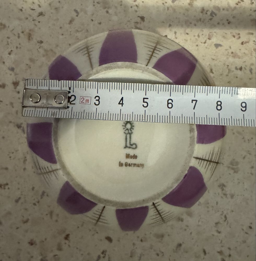 Wazonik Veb porcelainwork Lichte