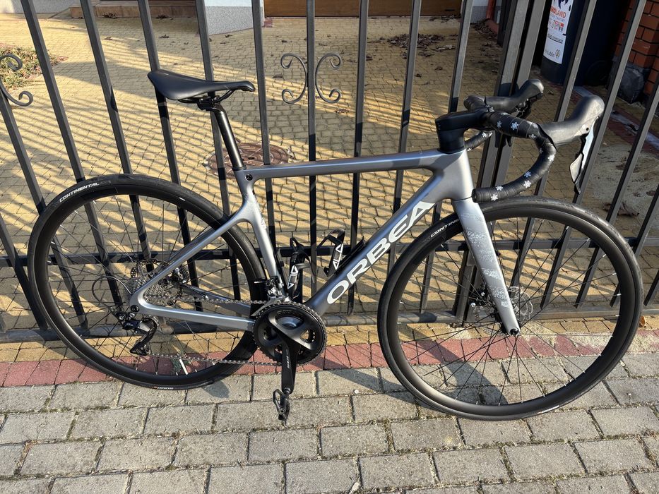 Rower szosowy ORBEA ORCA M30 Carbon Shimano 105 rama 49