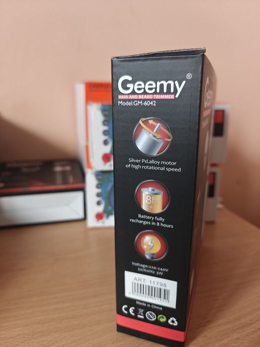 Машинка для стрижки Geemy GM-6042