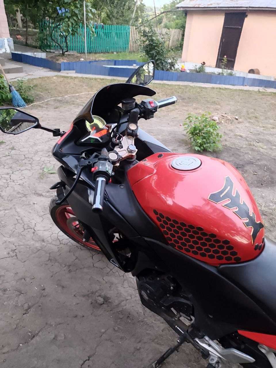 Продам мотоцикл вайпер 200cc
