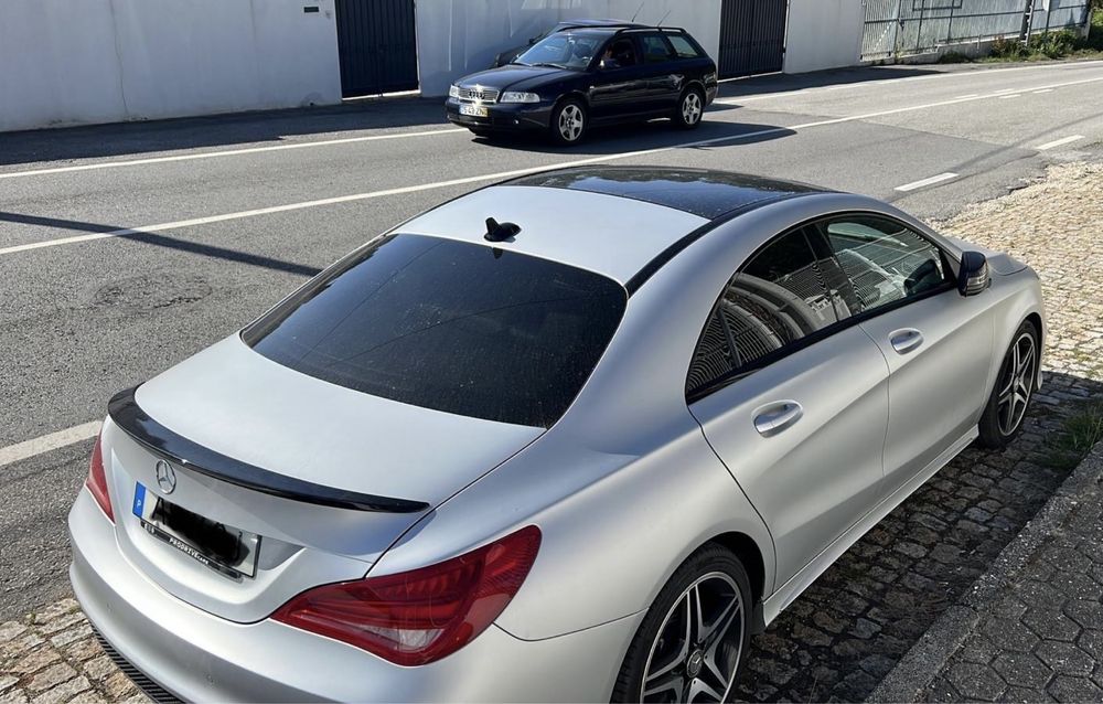 Mercedes-Benz CLA 220 AMG Line Aut