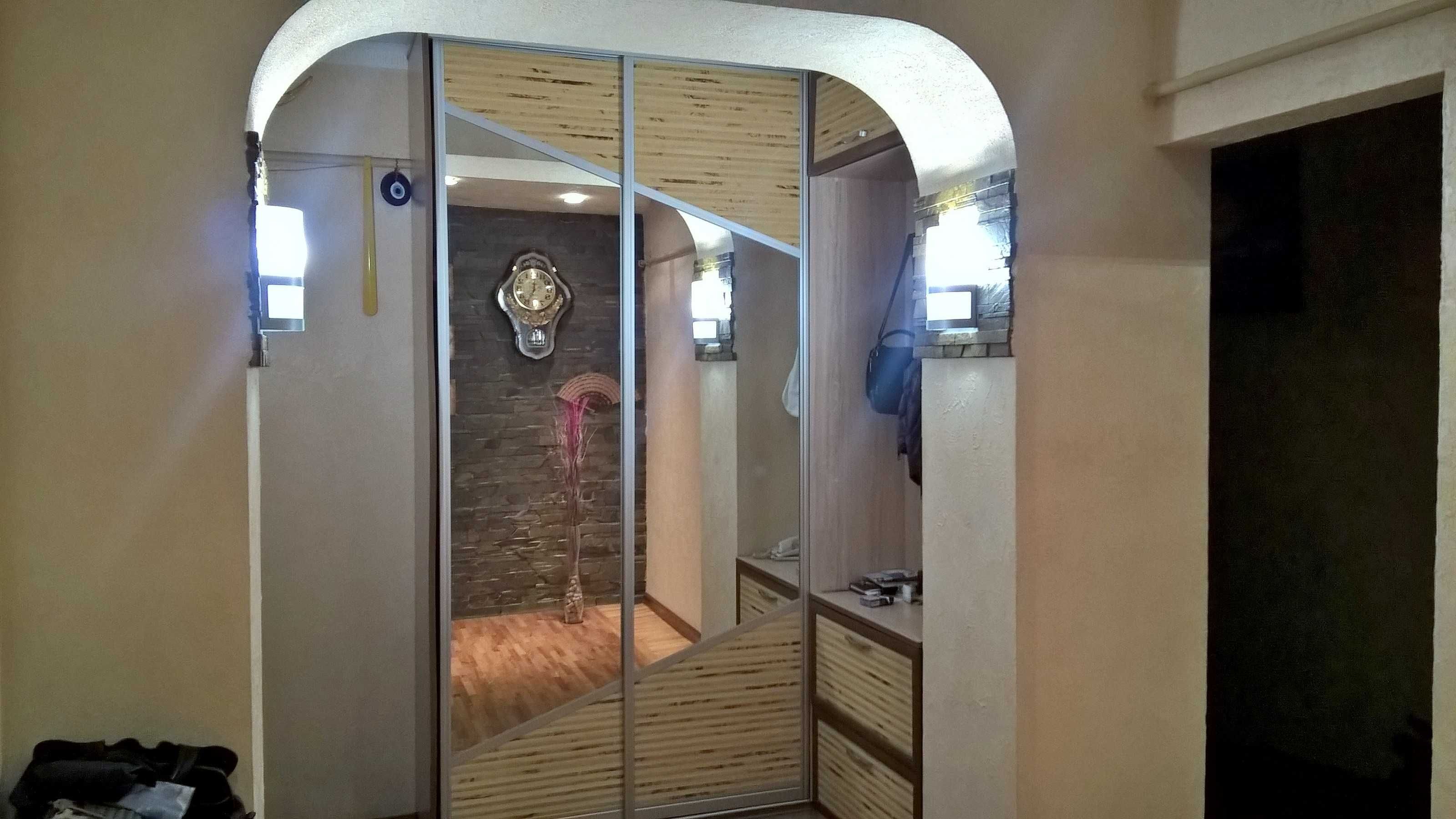 Продам прихожую Б/У.