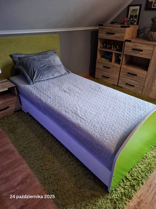Łóżko młodzieżowe 200cm / 90cm