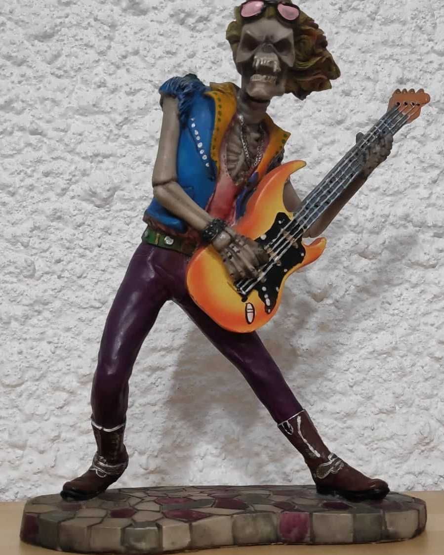 Escultura - Rock Star.