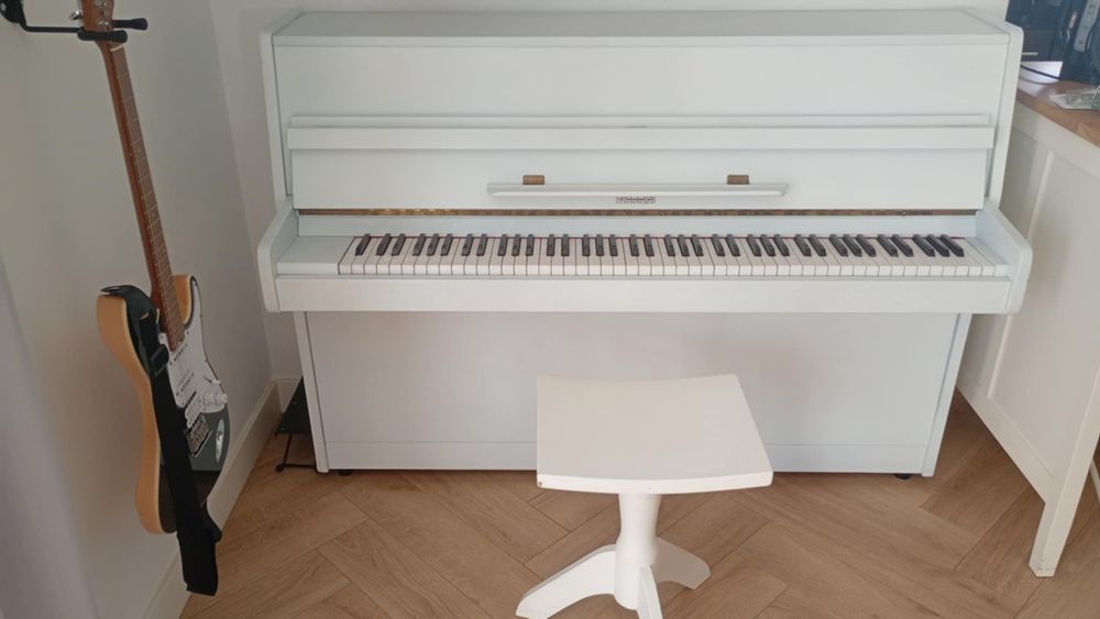 Pianino Helles białe