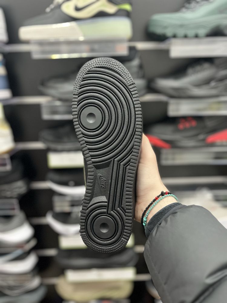 Кросівки Nike Air Force 1 Low Gore Tex [HV3959-010]