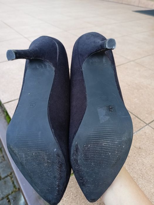 Buty na obcasie  rozmiar 38