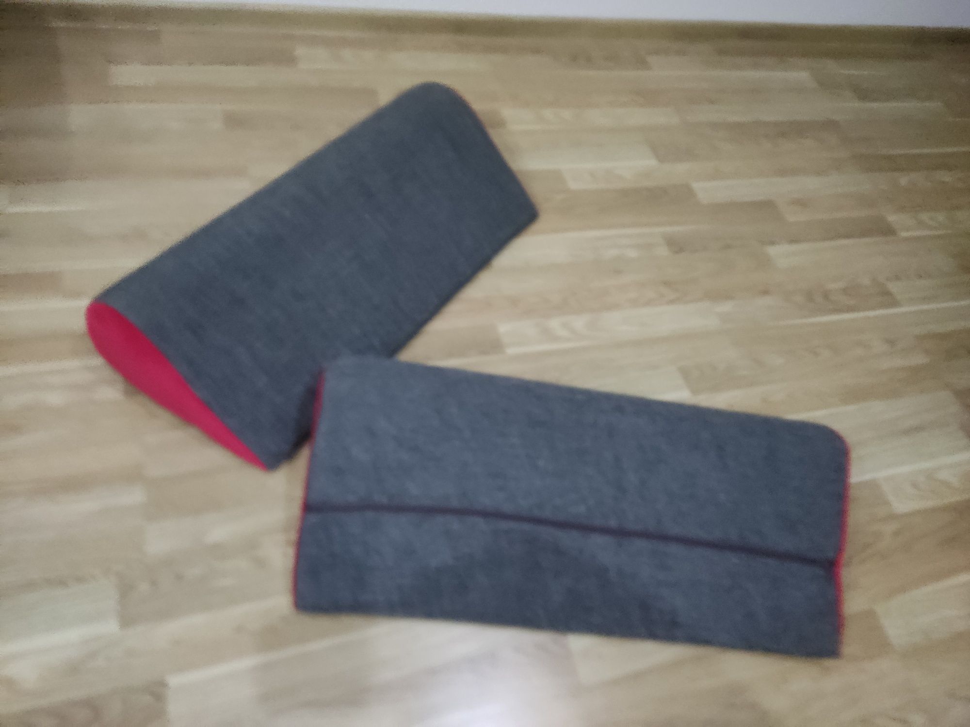 Poduszka do kanapy do podparcia pod plecy szara z czerwonym 2 szt bdb