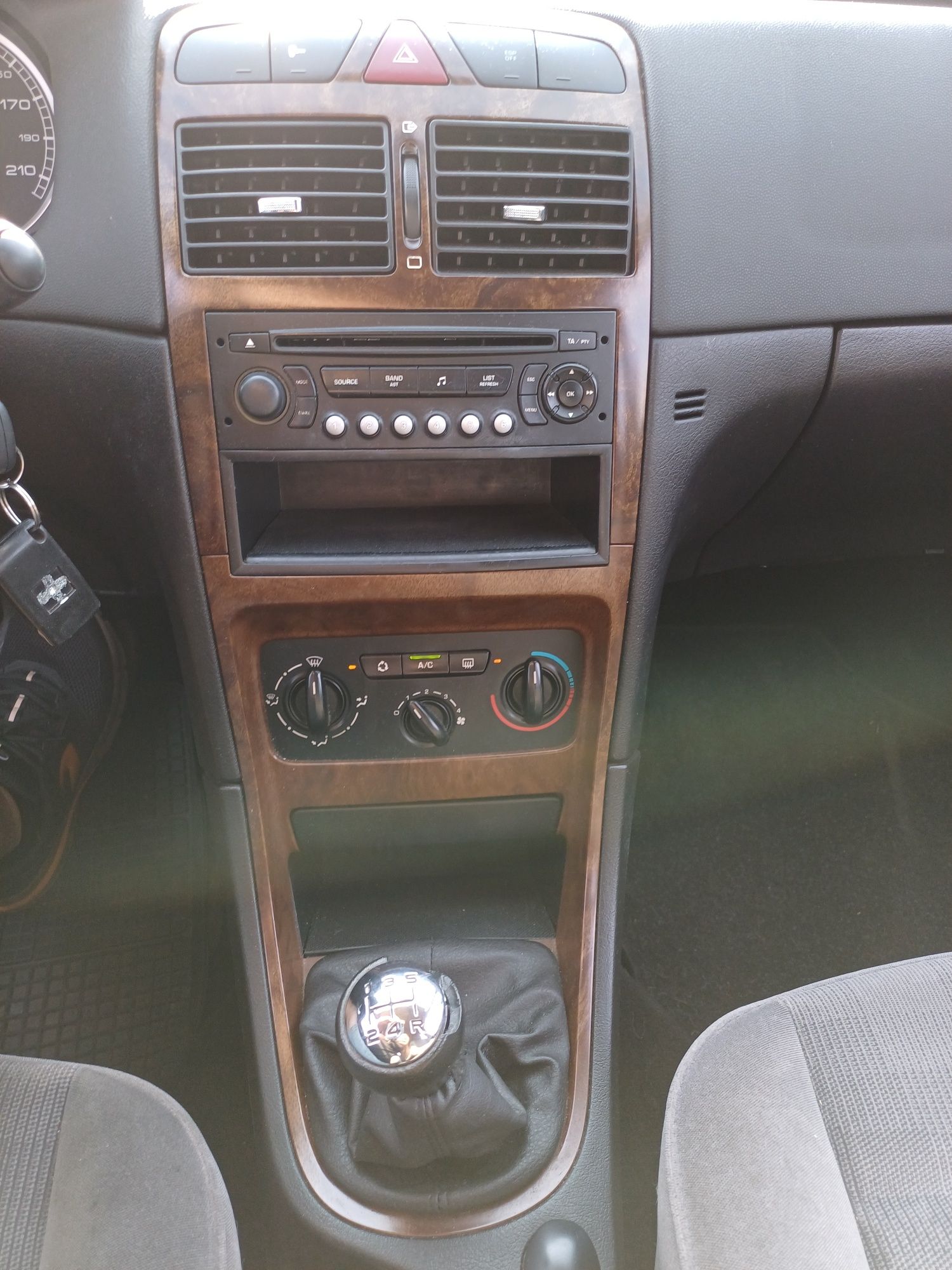 Super!Peugeot 307.Drewno.KLIMA!4elektr.szyby.Zdrowy.Opony cały rok