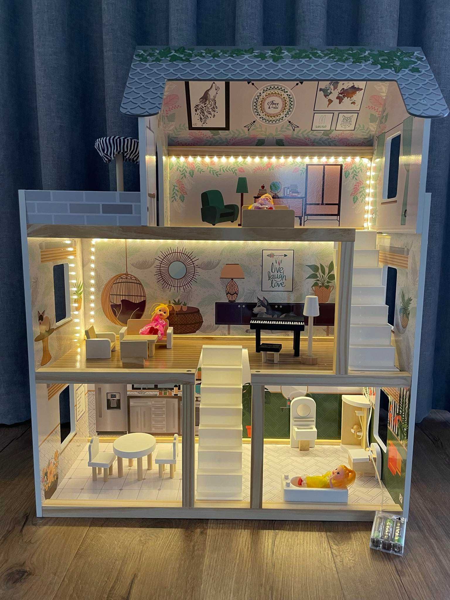 Domek dla lalek drewniany + mebelki 78cm oświetlenie LED + 3 LALKI