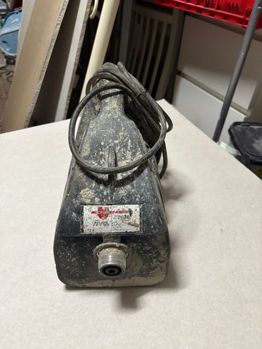 Vibrador de betão Wurth