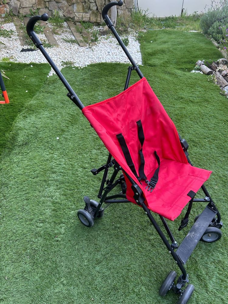 Carrinho de passeio em otimo estado
