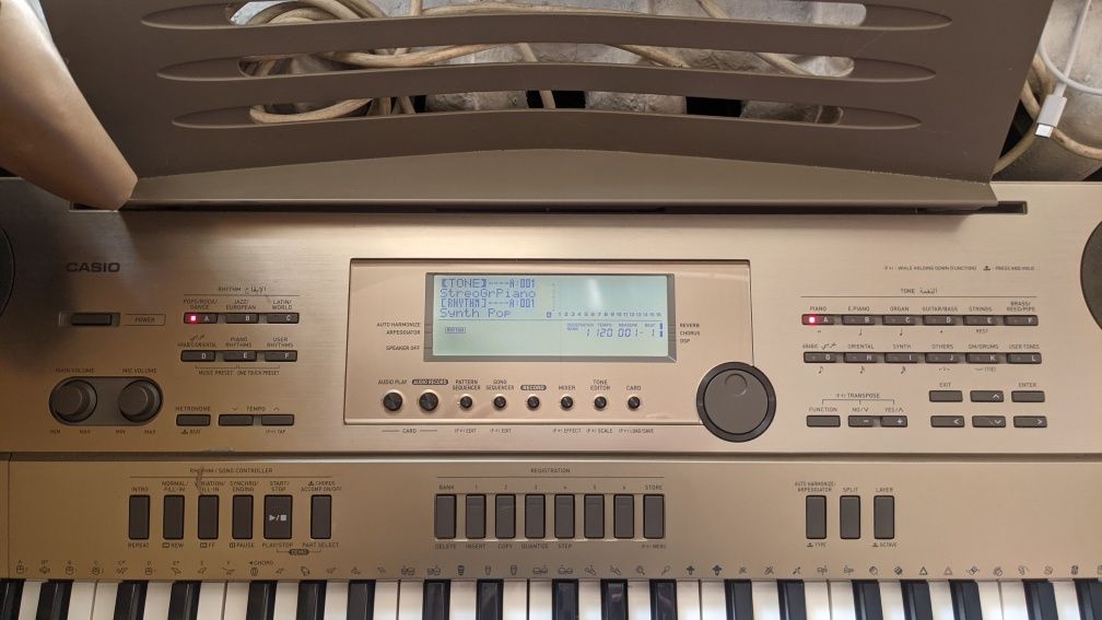 Синтезатор Casio AT-5 Oriental keyboard