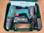 Wkrętarka Udarowa Bosch  18V-40 komplet , 2 baterie 2 Ah