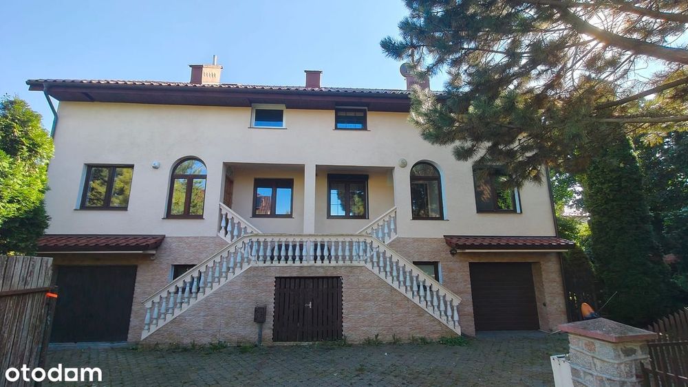 Garaż I Ogród  I Prywatna przestrzeń