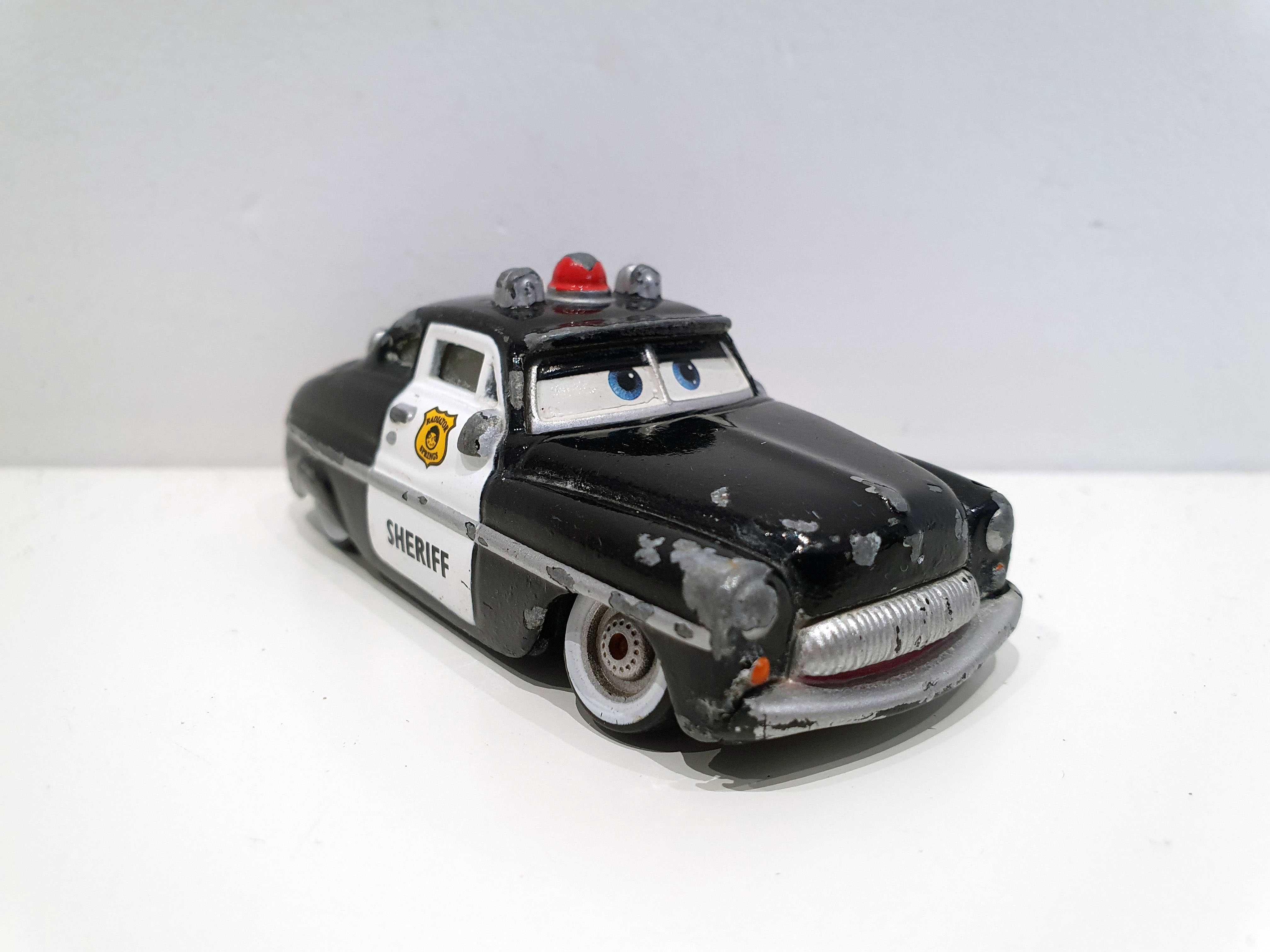 Mattel Disney Pixar Cars Auta Szeryf Sheriff DXV29