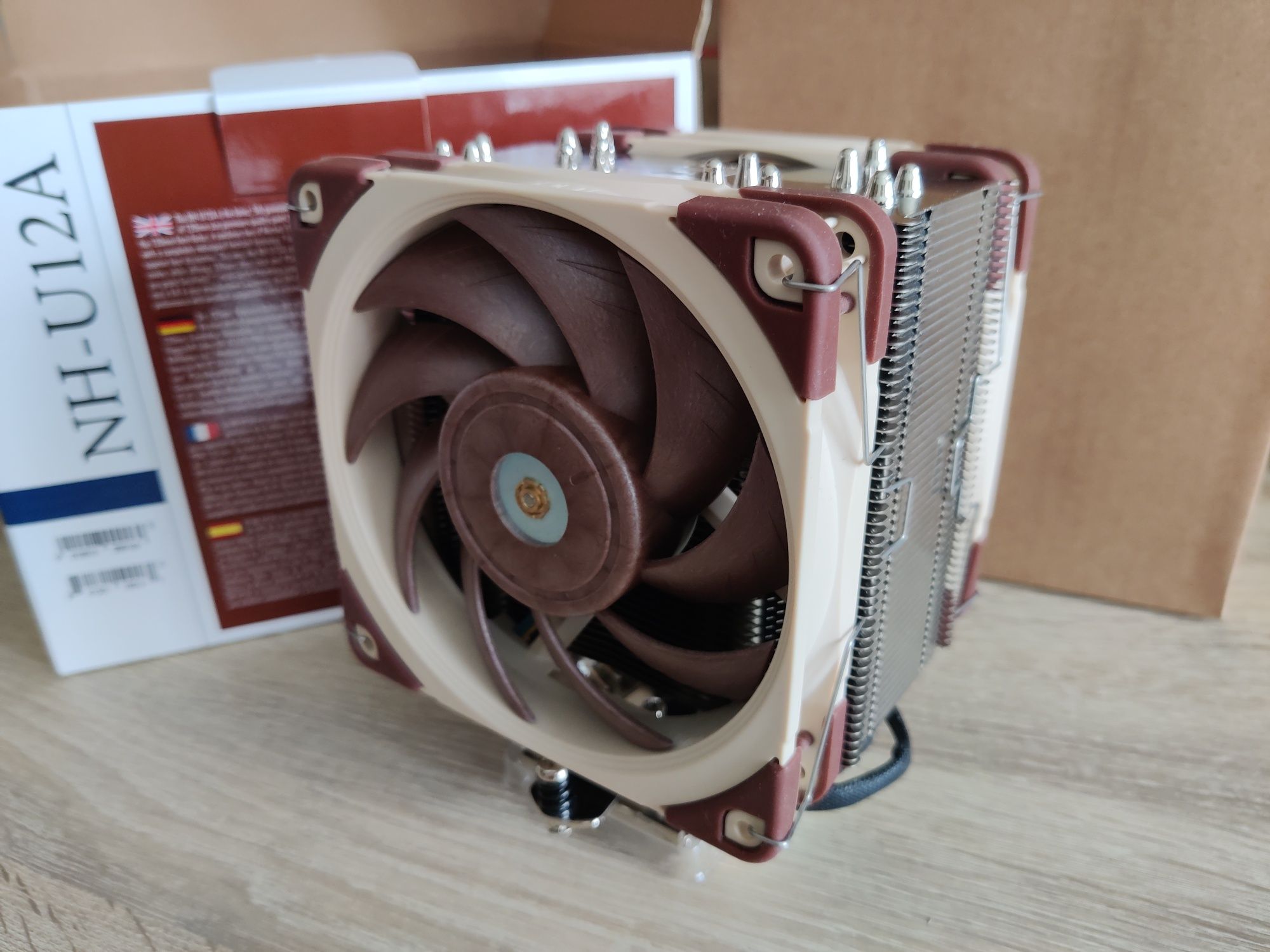 Повітряне охолодження Noctua NH-U12A