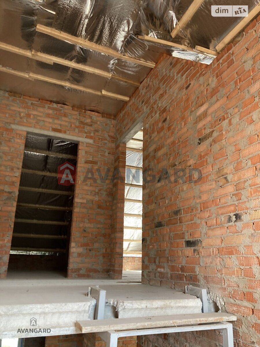 Продам новий будинок в передмісті Вінниці