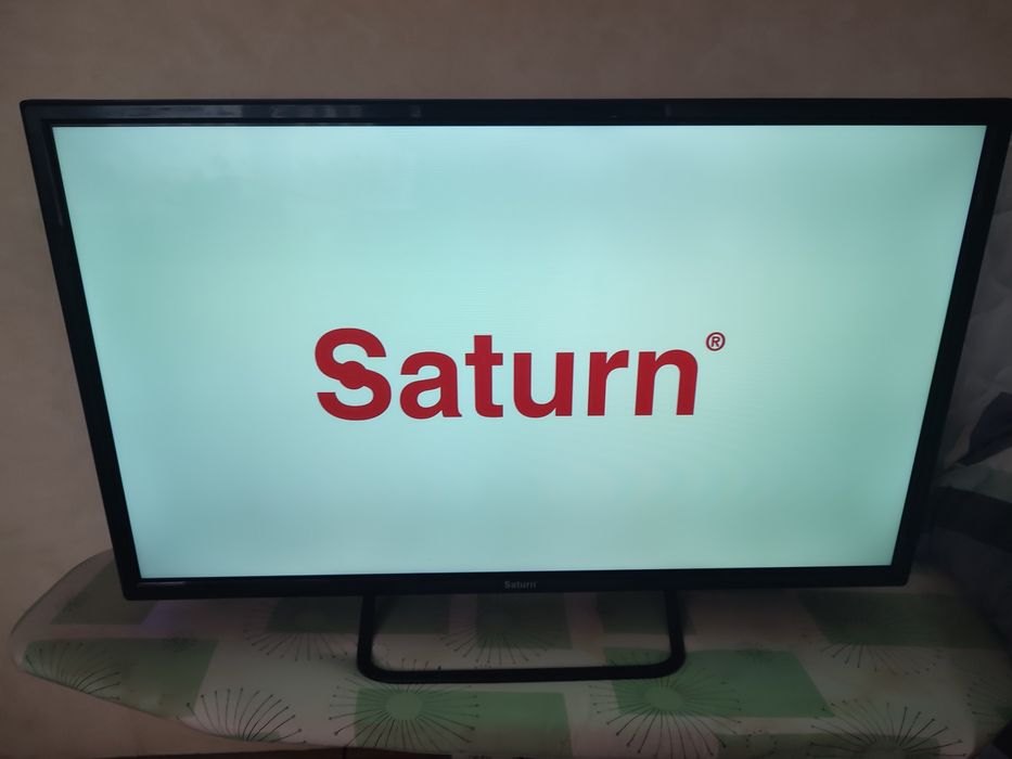 Телевізор Saturn 32 дюйми