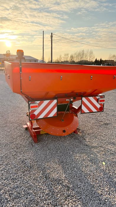 PK 1200 Piaskarka komunalna Posypywarka 850L/1200kg DOSTAWA