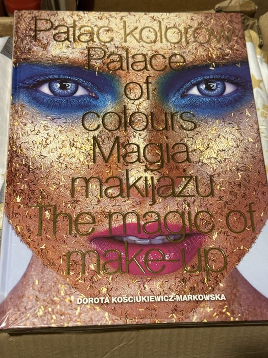 Pałac kolorów. Magia Makijażu