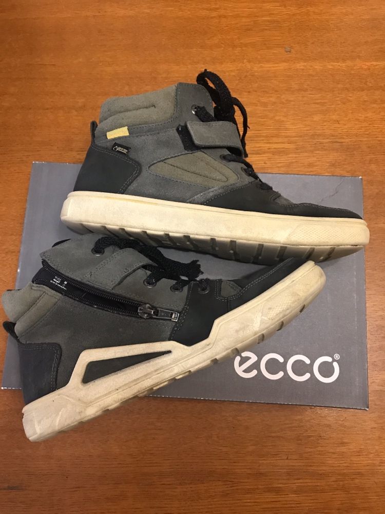 Крассовки ECCO 37р. GoreTex Оригинал