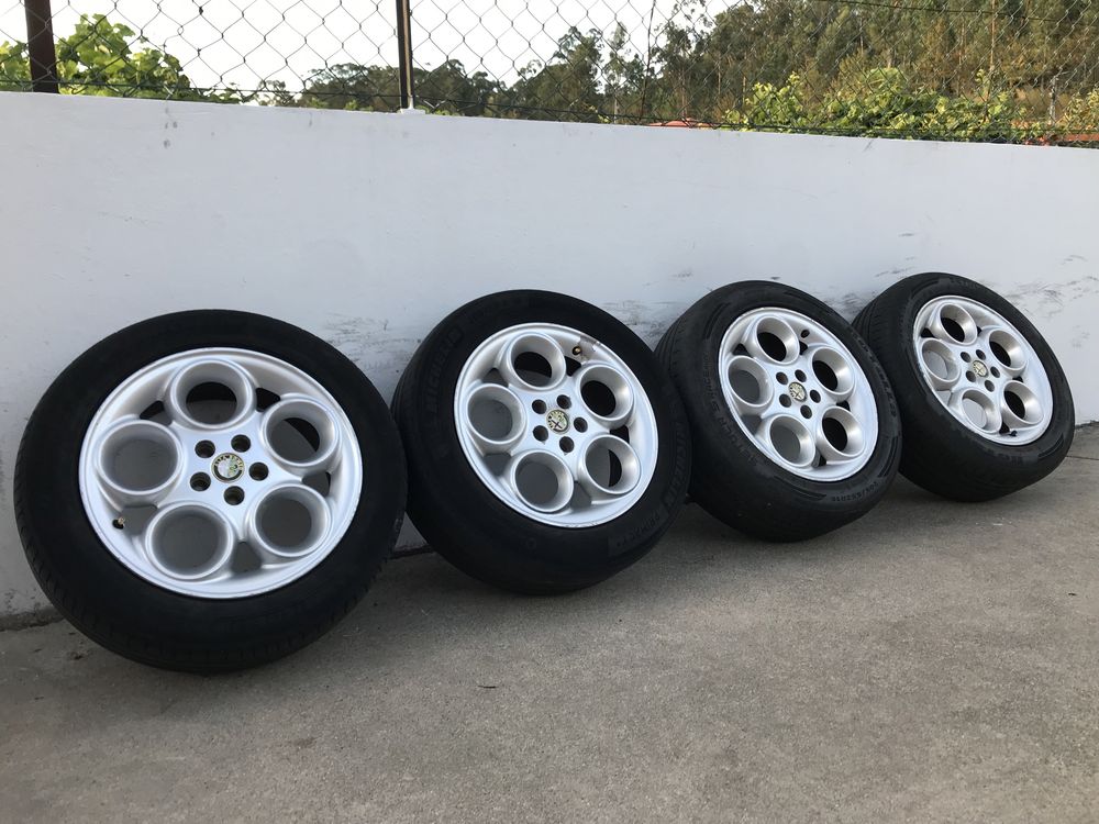Jantes Alfa Romeo 16 5x98 com pneus
