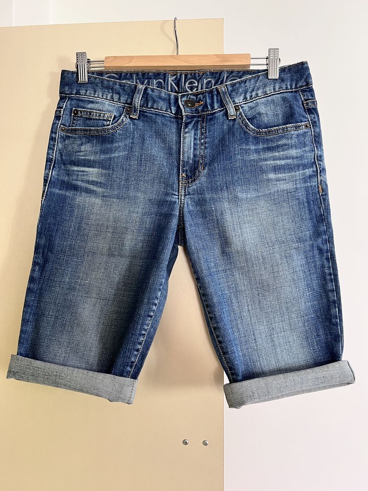 Krotkie spodenki Calvin Klein Jeans 6 36 S