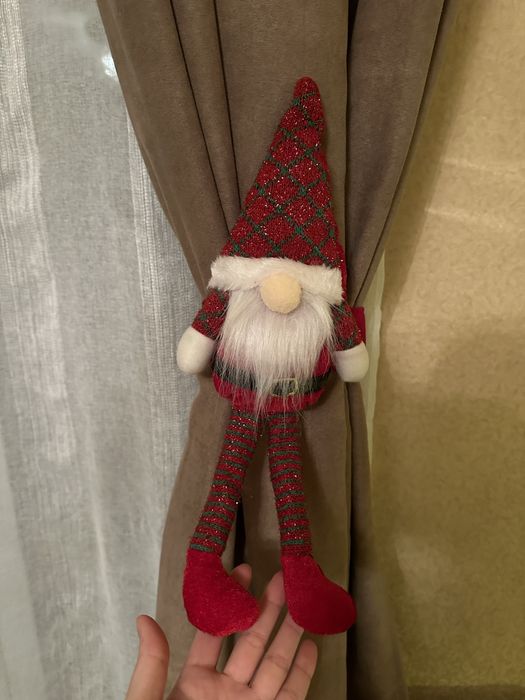 Гномик на штори / тримач штор гном 2 шт