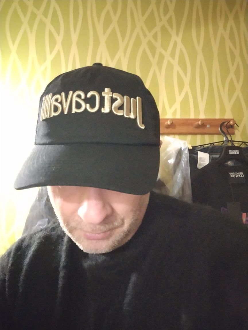 Wyprzedaż czapka męska Just Cavalli.
