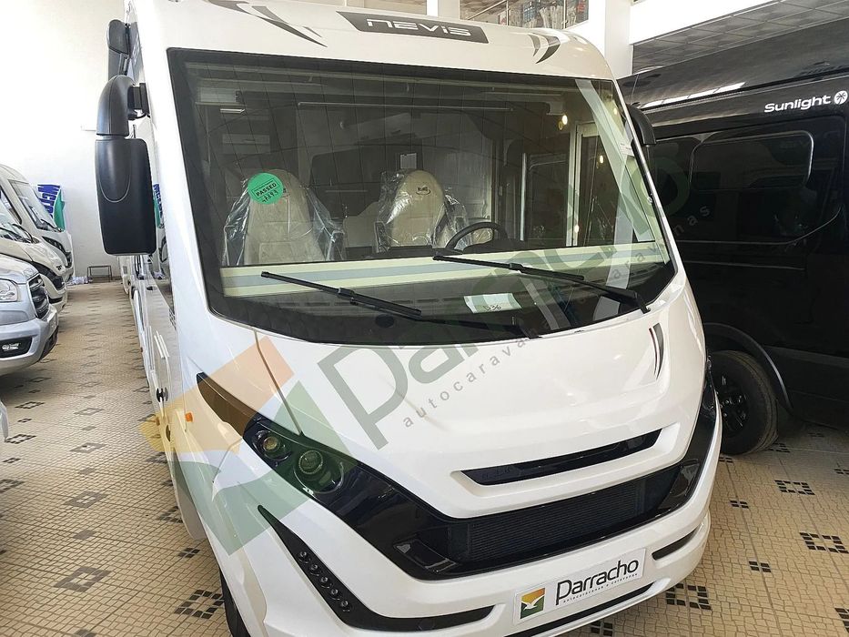 McLouis Nevis 881G N63