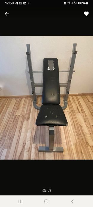 Тренажер для жиму штанги лежачи