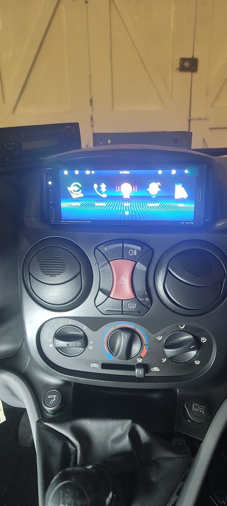 Montagem rádios android.