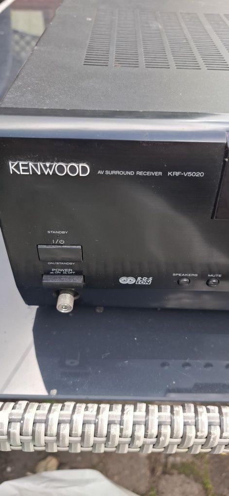 Amplituner Kenwood