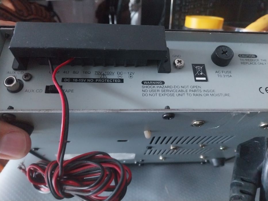 Amplificador voz  c/ leitor cassetes  impecavel