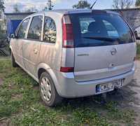 Opel Meriva- uszkodzony