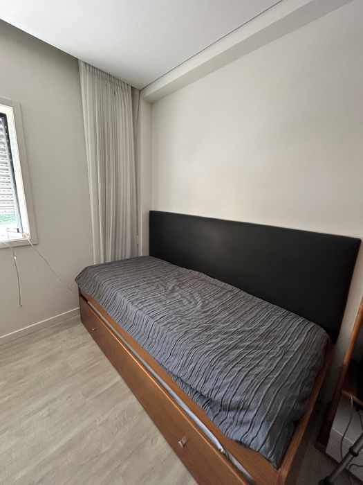Cama individual/dupla (c/ colchoes incluidos)