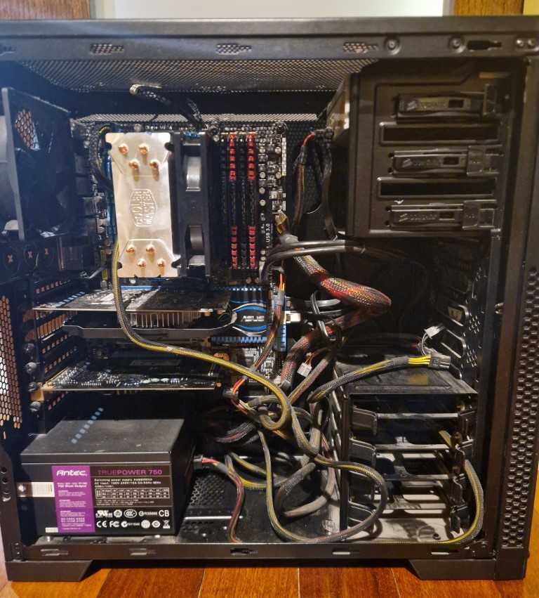 Komputer TOP podzespoły i5 Asus P8P67 Deluxe RX550 Corsair 32GB Antec