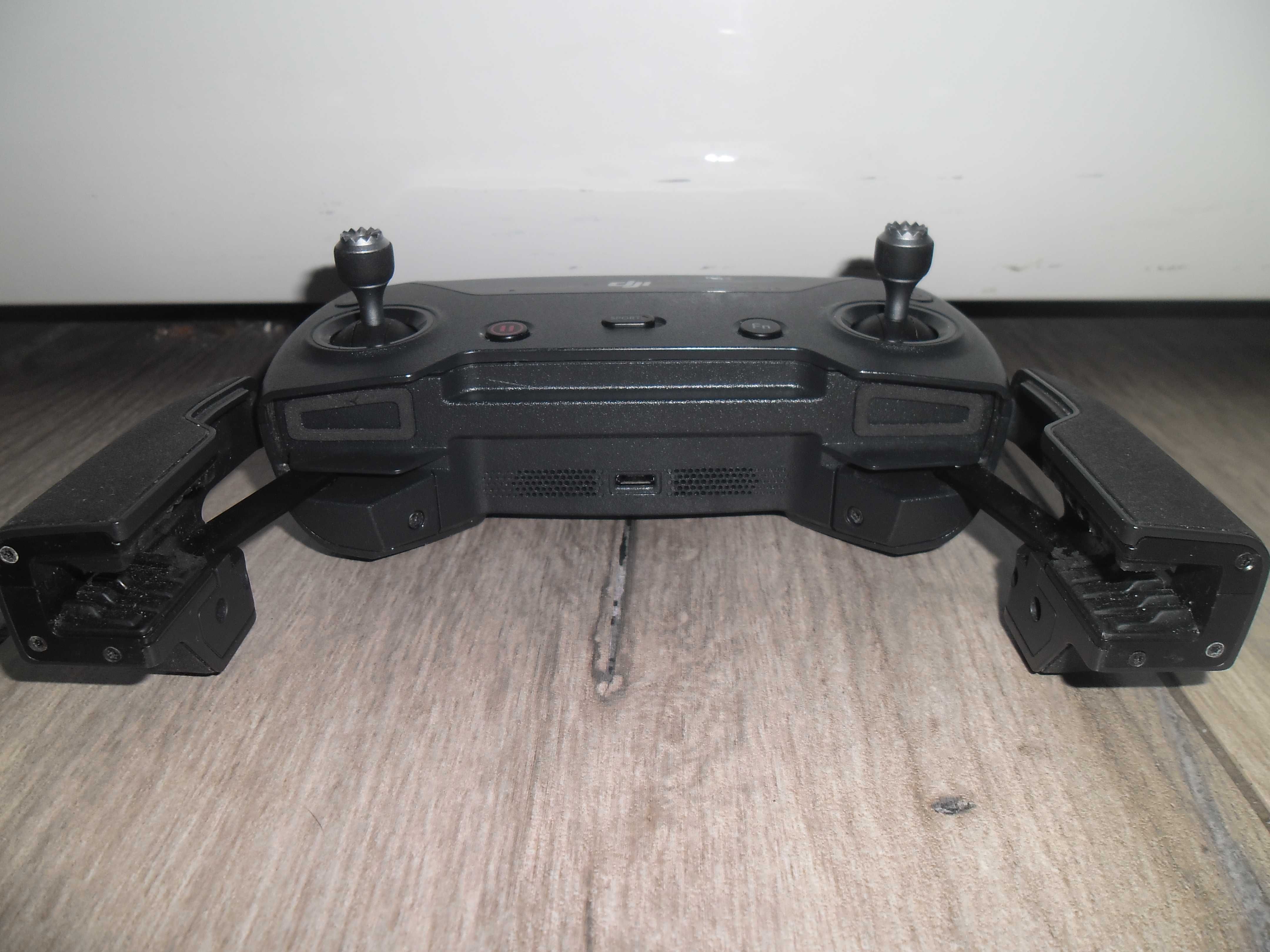 Kontroler DJI Spark GL100A
