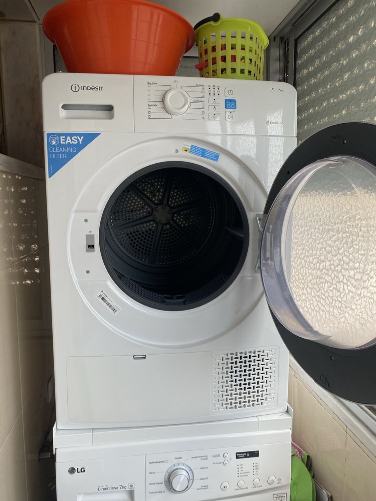 Máquina de Secar Indesit