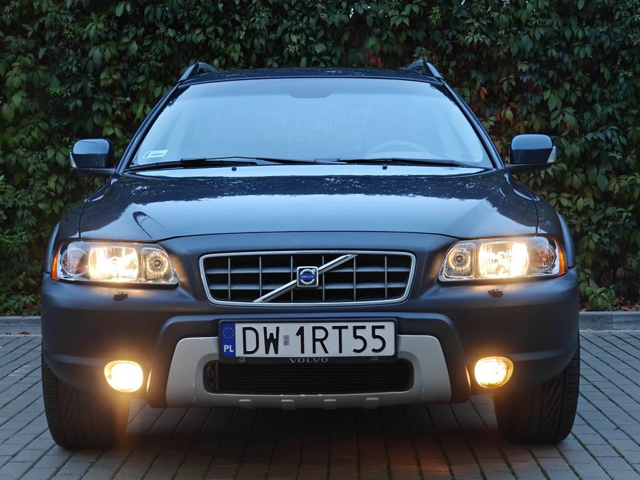 Volvo XC70 2.5T 210KM AWD Benzyna+LPG 4x4 polift lotka 2xkomplet opon