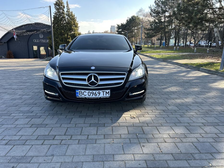 Mercedes-Benz CLS-Class целый не мотанный