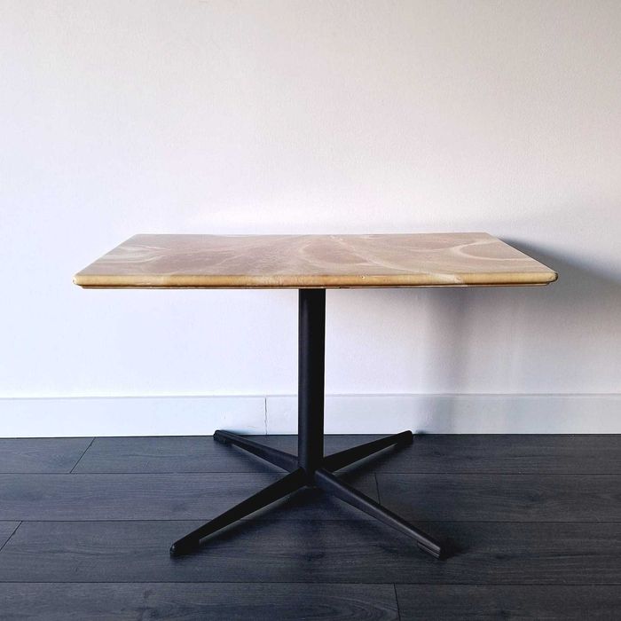 Mesa de centro vintage. Vintage Coffee Table